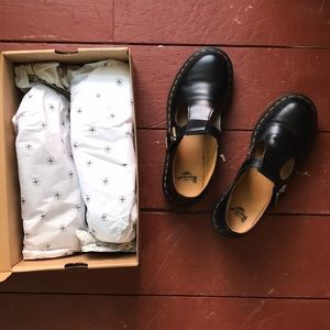 doc martens polley black